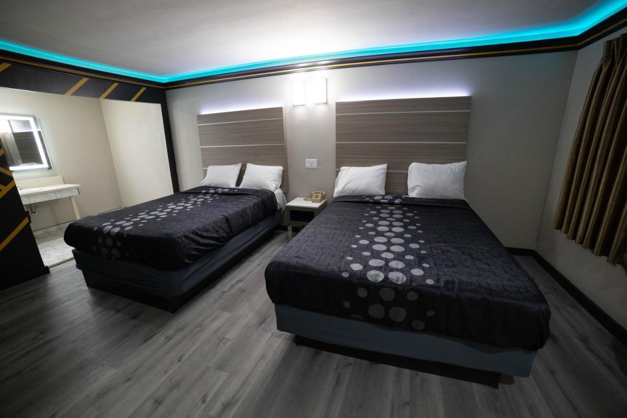 Artesia Motor Inn Bellflower Esterno foto